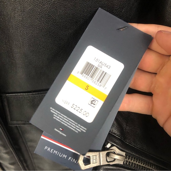 Tommy Hilfiger small leather jacket, new with tag - Picture 5 of 6